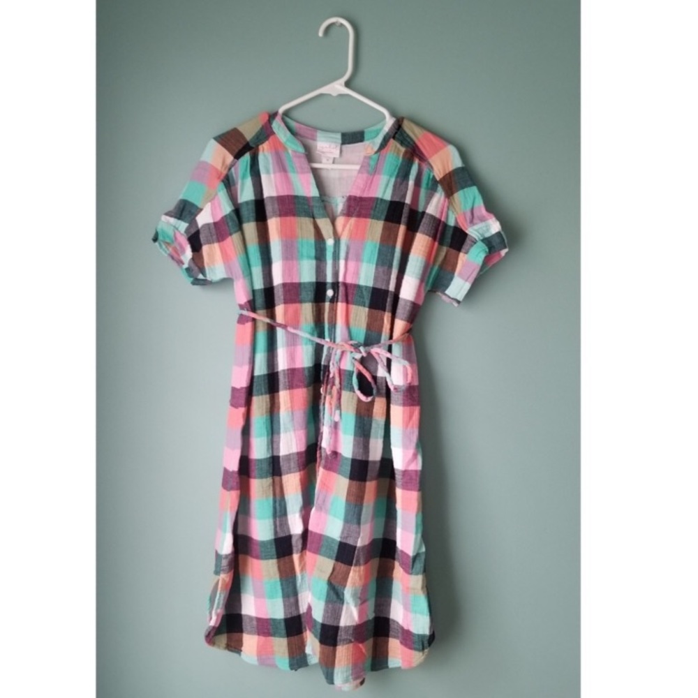 NWOT Ingrid & Isabel Dolman Blouse